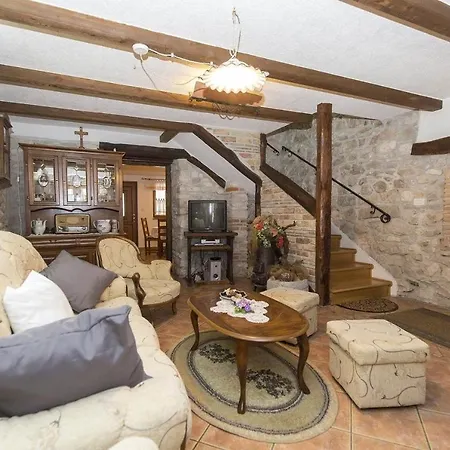 Casa Gianni Vozilici