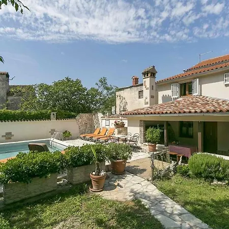 Casa Gianni Vozilici